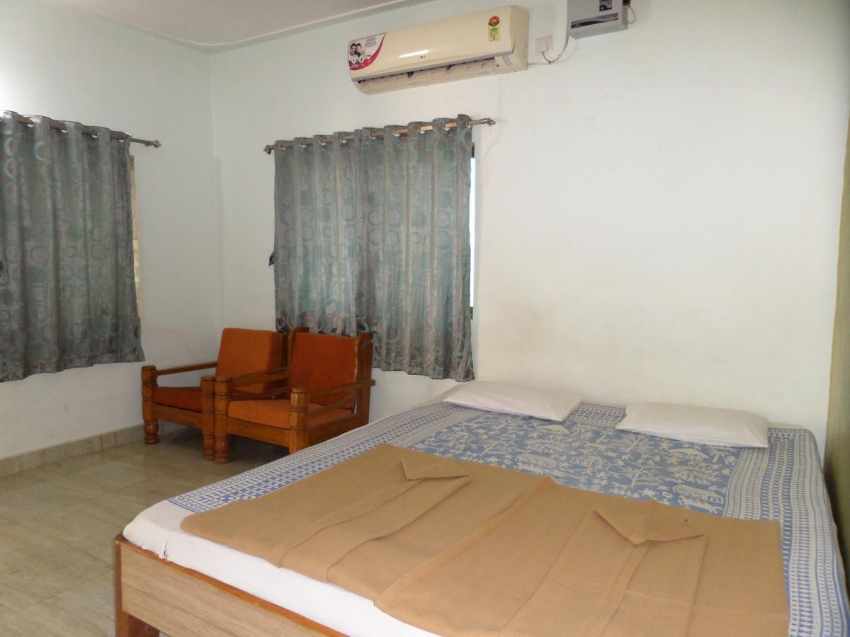 Atithi Farm House Borlai Exterior photo