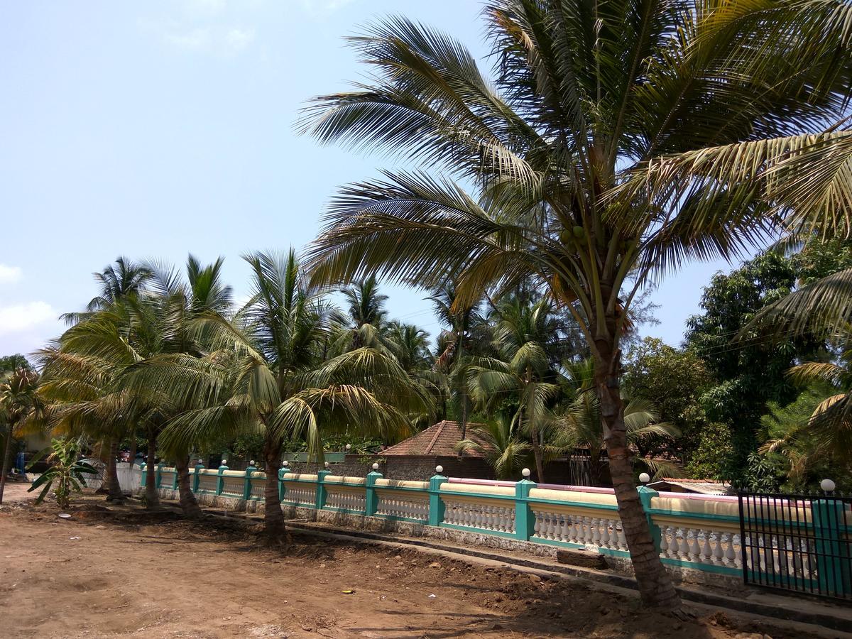 Atithi Farm House Borlai Exterior photo