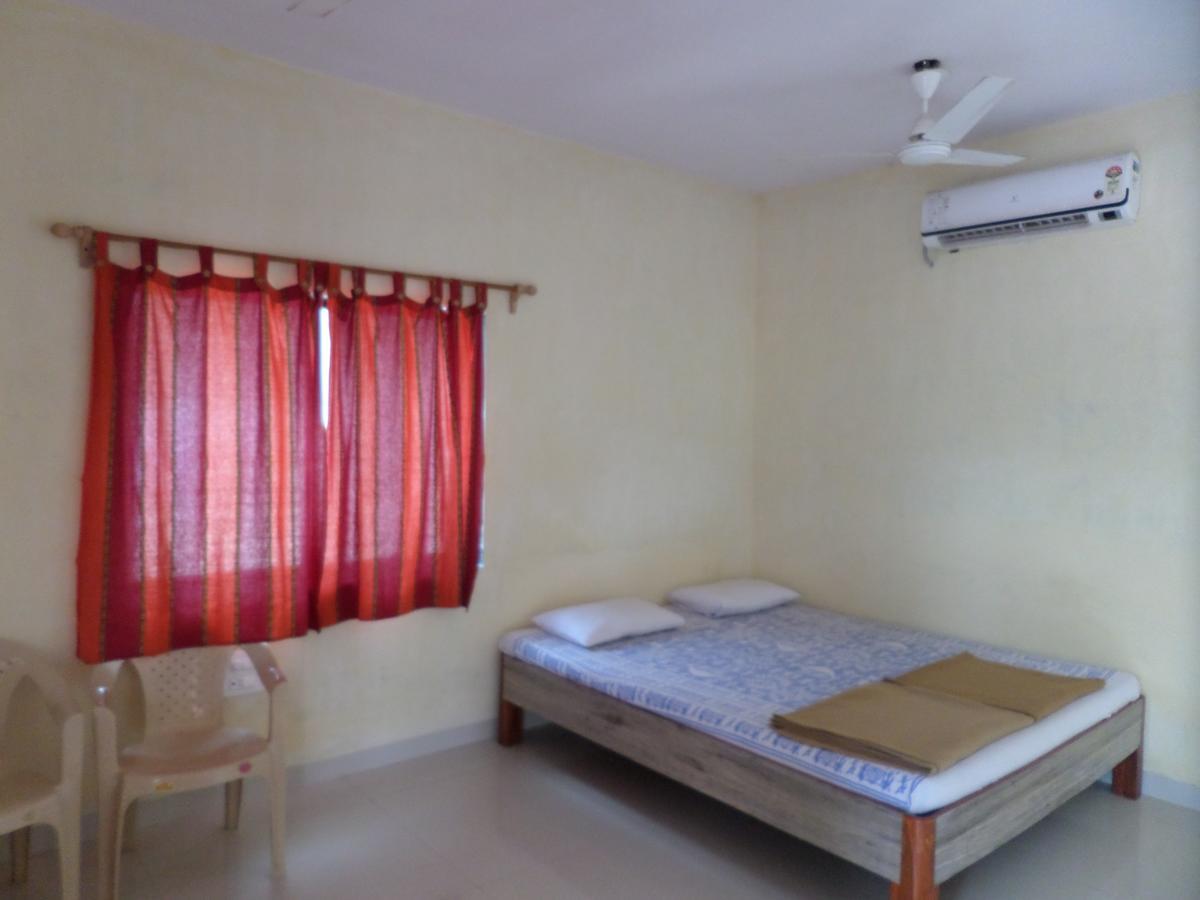 Atithi Farm House Borlai Exterior photo