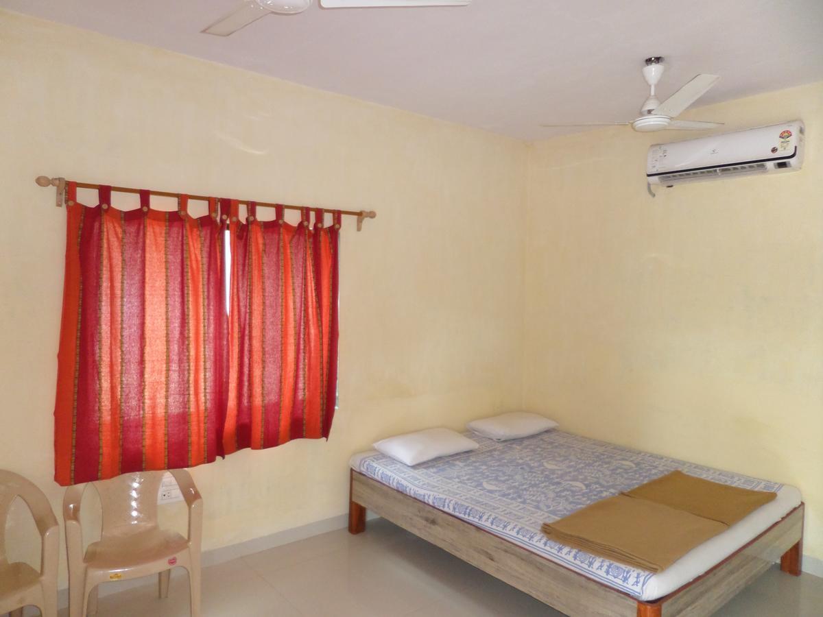 Atithi Farm House Borlai Exterior photo